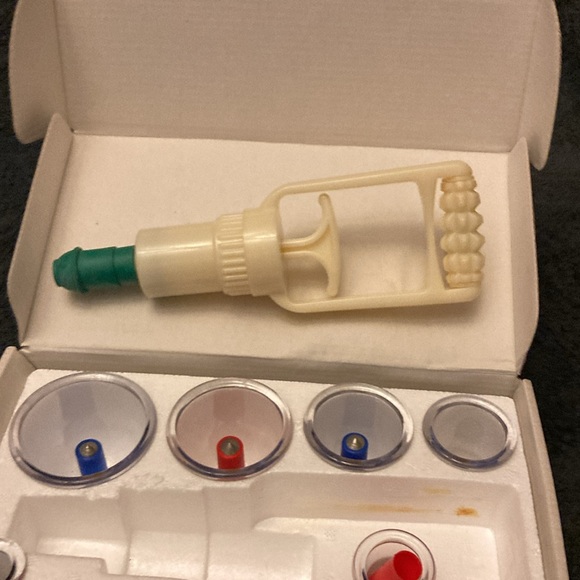 NWOT Chinese cupping therapyhealing remedy set - Picture 3 of 4